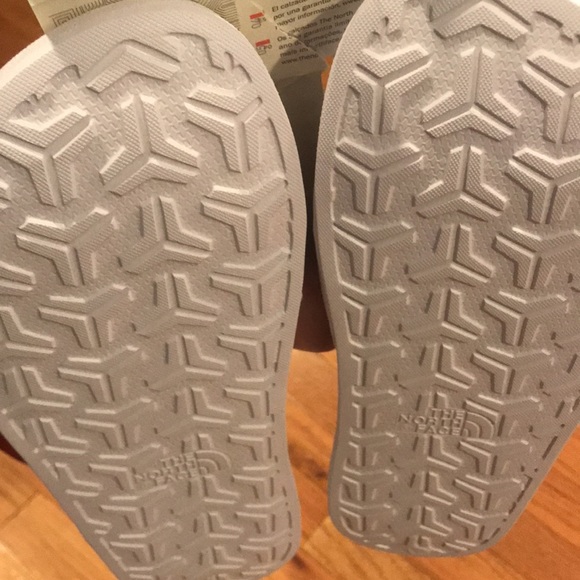 COPY - The North Face Sandals Size 8 - Picture 4 of 4